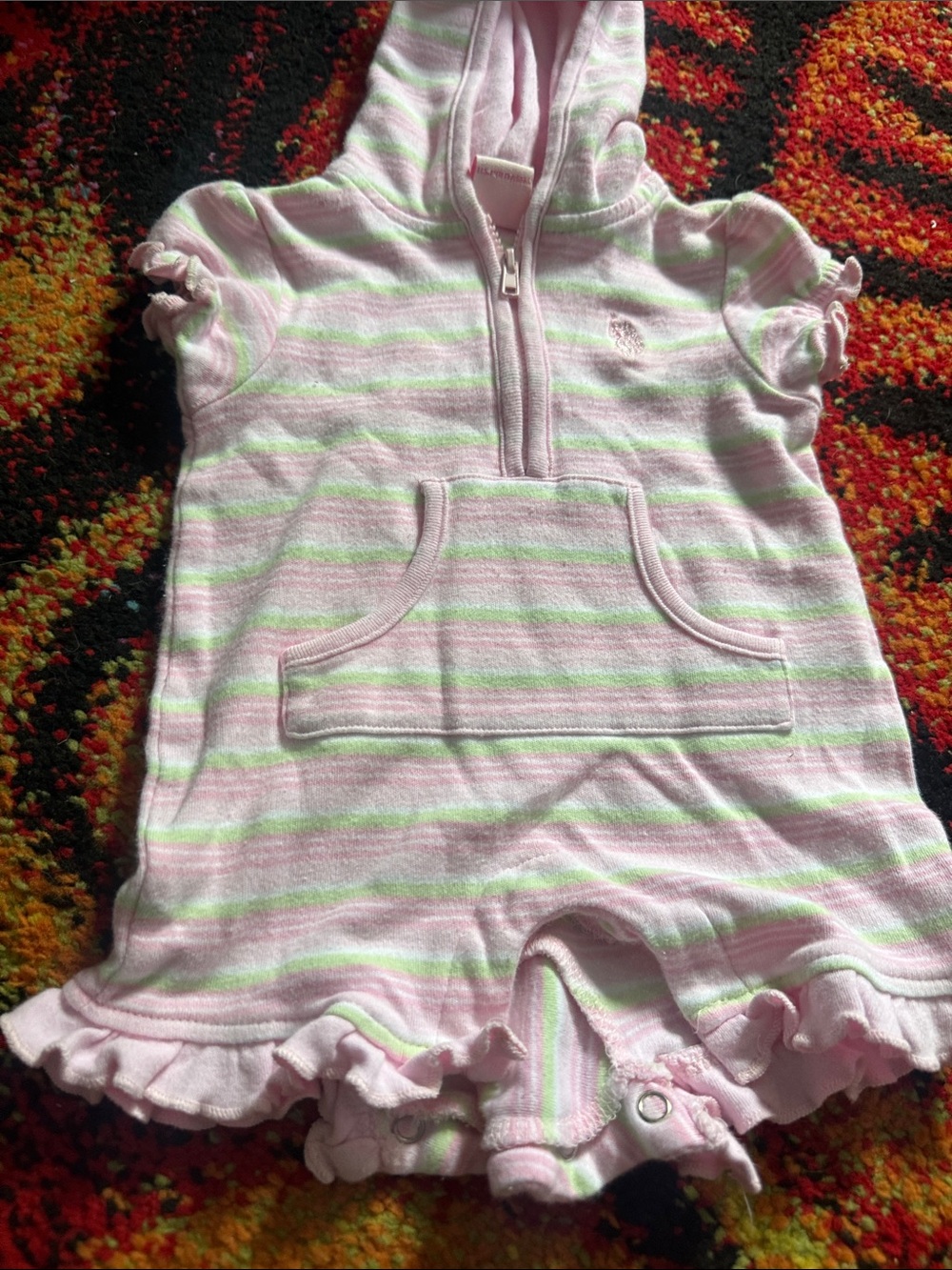 Summer Pink & White infant Baby Romper baby girl size 3m